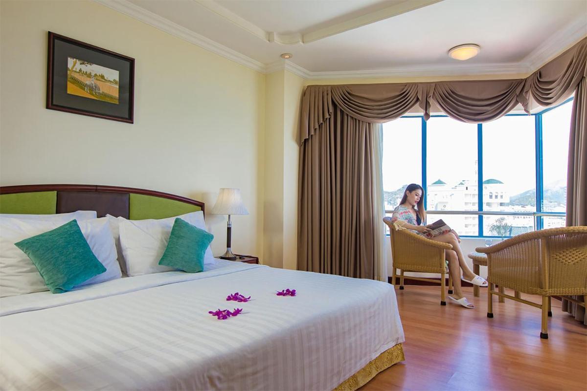 Yasaka Saigon Nha Trang Hotel & Spa Eksteriør billede